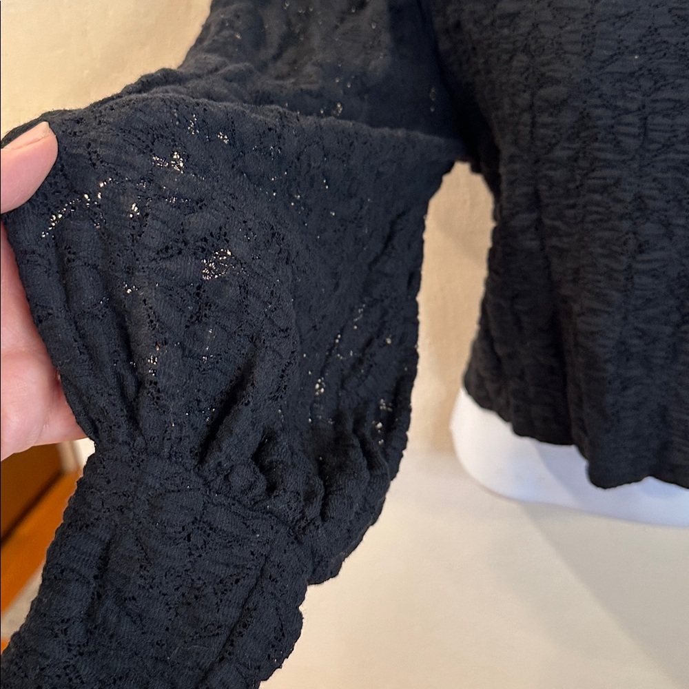 Free people, black top, poofy sleeves, lined torso, size large, open back - Picture 2 of 9